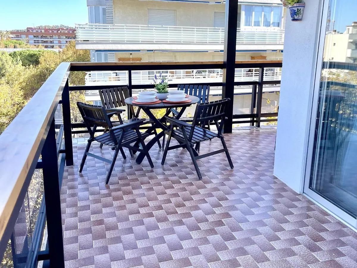 Apartbeach Anagabu Frente Playa Y Gran Terraza Salou 0*,