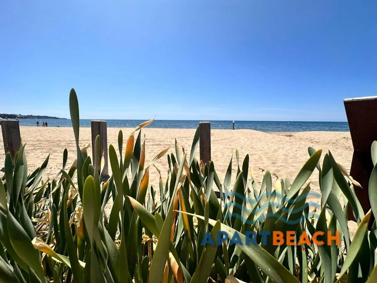 Apartbeach Anagabu Frente Playa Y Gran Terraza Salou Spain