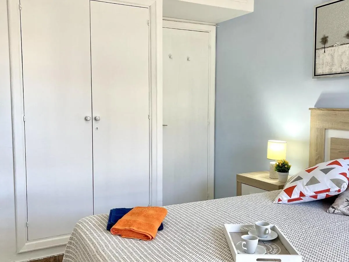 Apartbeach Anagabu Frente Playa Y Gran Terraza Salou 0*,  Spain